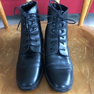 Enzo Angiolini lace up black ankle boots Errol style size 7